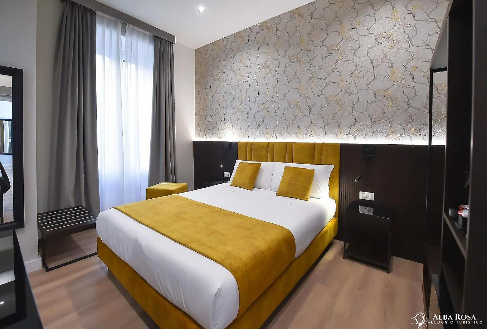 Alba Rosa Rooms روما