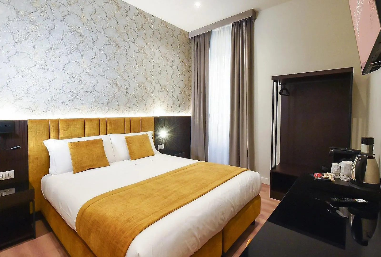 بيت ضيافة Alba Rosa Rooms روما إيطاليا